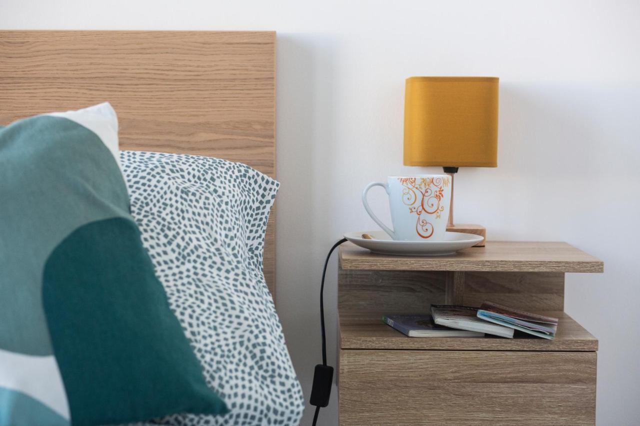 Bnb Al Centro E Meglio, Napoli Apartment Bagian luar foto