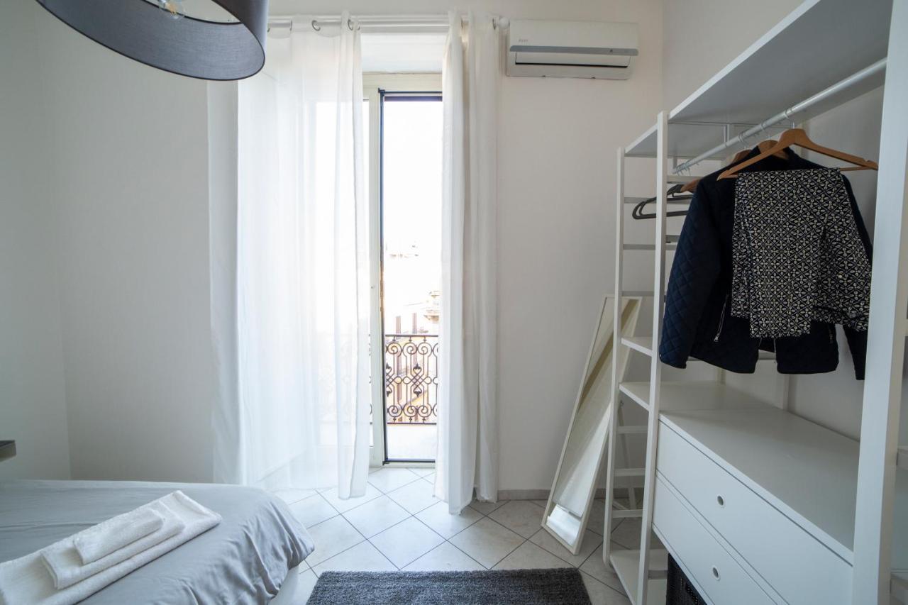 Bnb Al Centro E Meglio, Napoli Apartment Bagian luar foto