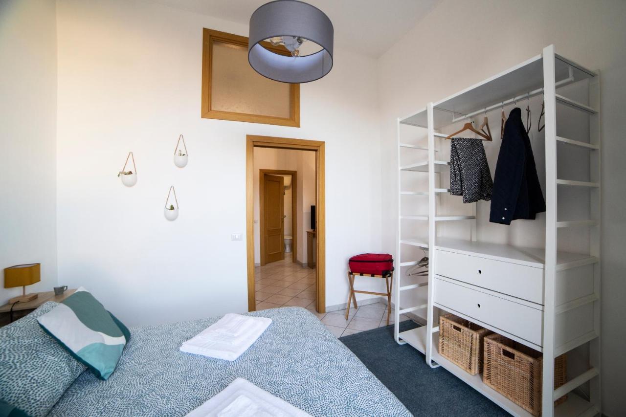 Bnb Al Centro E Meglio, Napoli Apartment Bagian luar foto