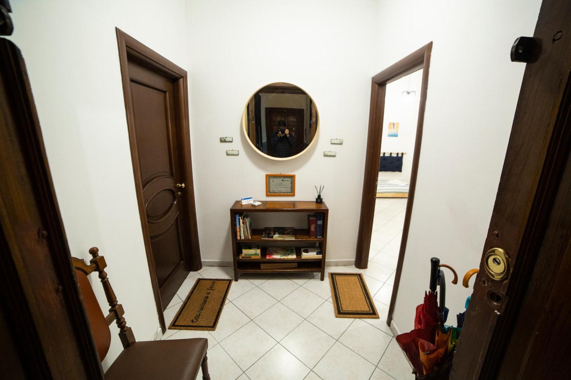 Bnb Al Centro E Meglio, Napoli Apartment Bagian luar foto